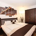Alpina Zillertal Appartement