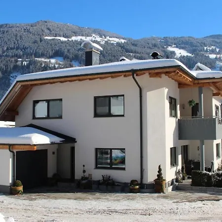Alpina Zillertal Apartment *